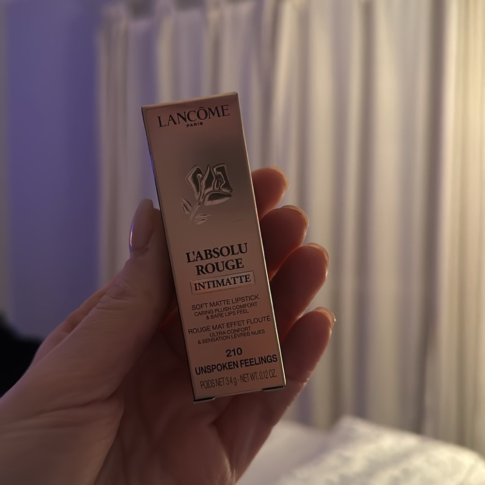 8 Lancôme Intimatte lipstick